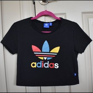 ADIDAS CROPPED LOGO TEE